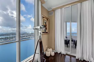 848 Brickell Key, Miami, FL 33131 - Photo 17