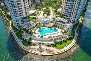 848 Brickell Key, Miami, FL 33131 - Photo 51