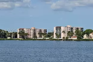 20850 San Simeon, Miami, FL 33179 - Photo 45