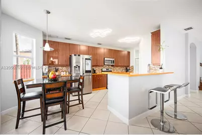 6504 SW 166th, Miami, FL 33193 - Photo 7