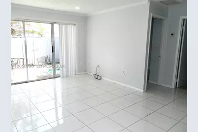 899 Crystal Lake #899, Deerfield Beach, FL 33064 - Photo 5