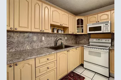 12830 SW 43rd #163-B, Miami, FL 33175 - Photo 3