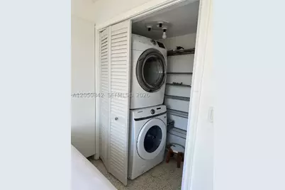 1736 SW 19th #404, Miami, FL 33145 - Photo 7