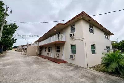 2917 Plunkett #17C, Hollywood, FL 33020 - Photo 1