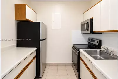 2917 Plunkett #17C, Hollywood, FL 33020 - Photo 3