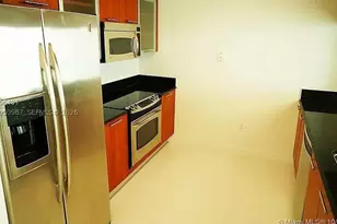1800 N Bayshore, Miami, FL 33132 - Photo 13