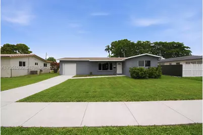 2901 Cleveland, Hollywood, FL 33020 - Photo 3