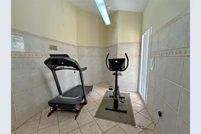 1400 Saint Charles #217, Pembroke Pines, FL 33026 - Photo 23