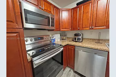 1400 Saint Charles #217, Pembroke Pines, FL 33026 - Photo 13