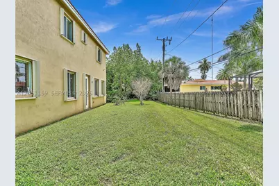 912 NW 204th, Miami Gardens, FL 33169 - Photo 47