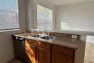 953 SW 10th, Miami, FL 33130 - Photo 9