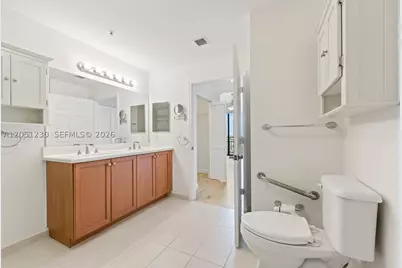8390 SW 72nd #702, Miami, FL 33143 - Photo 17