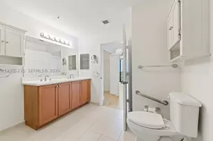 8390 SW 72nd, Miami, FL 33143 - Photo 17