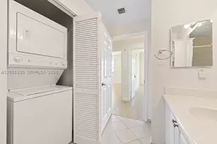 8390 SW 72nd, Miami, FL 33143 - Photo 21