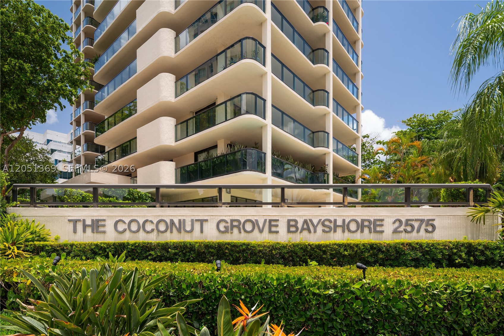 2575 S Bayshore #5B - 2575 S Bayshore #5B, Coconut Grove, FL 33133 Luxury Property | Jose Angel Pina