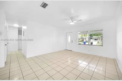 304 SW 77th, North Lauderdale, FL 33068 - Photo 5