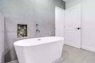 1636 SW 9th, Miami, FL 33135 - Photo 23