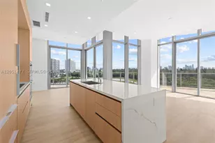2411 Laguna, Miami, FL 33181 - Photo 5