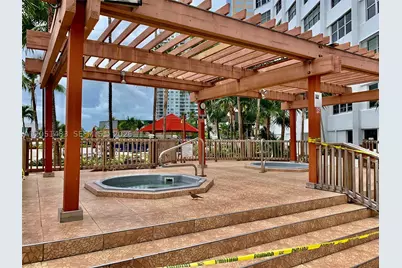 905 Brickell Bay #1523, Miami, FL 33131 - Photo 17