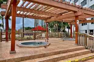 905 Brickell Bay, Miami, FL 33131 - Photo 17