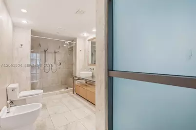 6000 Collins #306, Miami Beach, FL 33140 - Photo 25