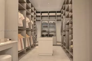 10850 N Bayshore, Miami, FL 33161 - Photo 9