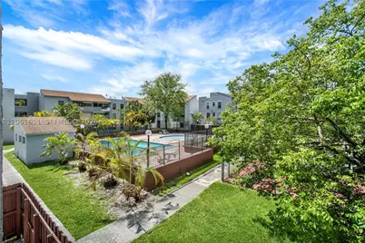 1755 W 60th #D204, Hialeah, FL 33012 - Photo 9