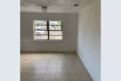 308 NW 9th, Hallandale Beach, FL 33009 - Photo 13