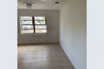 308 NW 9th, Hallandale Beach, FL 33009 - Photo 11