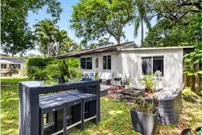 467 NE 129th, North Miami, FL 33161 - Photo 39