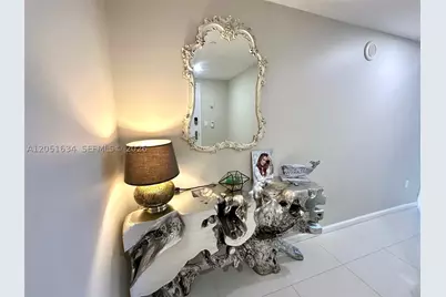 485 Brickell #4408, Miami, FL 33131 - Photo 5