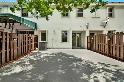 11416 NW 43rd, Doral, FL 33178 - Photo 37