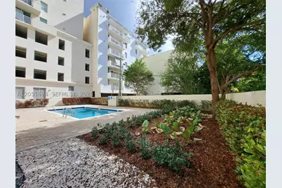 120 SW 8th #706, Miami, FL 33130 - Photo 17