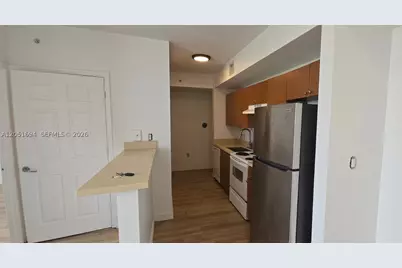120 SW 8th #706, Miami, FL 33130 - Photo 3