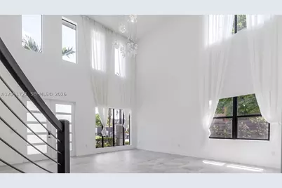 8900 NW 161st #N/A, Miami Lakes, FL 33018 - Photo 9