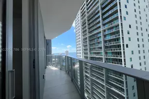 77 SE 5th, Miami, FL 33131 - Photo 13