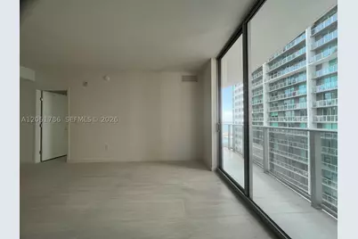 77 SE 5th #2314, Miami, FL 33131 - Photo 5