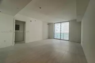 77 SE 5th, Miami, FL 33131 - Photo 7