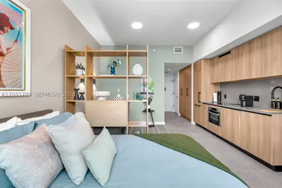 121 NE 5th #304, Miami, FL 33132 - Photo 9