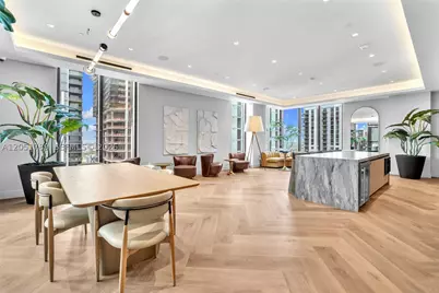 121 NE 5th #304, Miami, FL 33132 - Photo 31