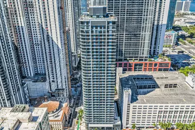 121 NE 5th #304, Miami, FL 33132 - Photo 1