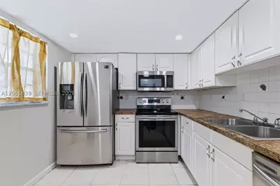 [Address not provided], Plantation, FL 33324 - Photo 3