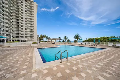 5701 Collins #1415, Miami Beach, FL 33140 - Photo 17