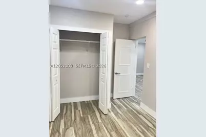 922 NW 2nd #2, Miami, FL 33128 - Photo 3