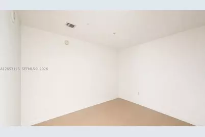 253 NE 2nd #802, Miami, FL 33132 - Photo 15