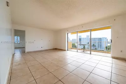 200 178th #711, Sunny Isles Beach, FL 33160 - Photo 11