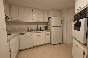 825 Brickell Bay, Miami, FL 33131 - Photo 57