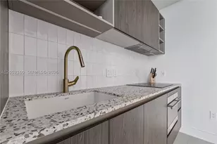 159 NE 6th, Miami, FL 33132 - Photo 11
