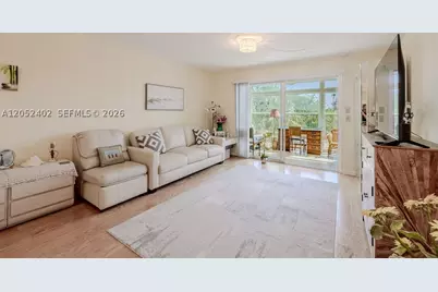 2333 Indian River #306, Vero Beach, FL 32960 - Photo 9