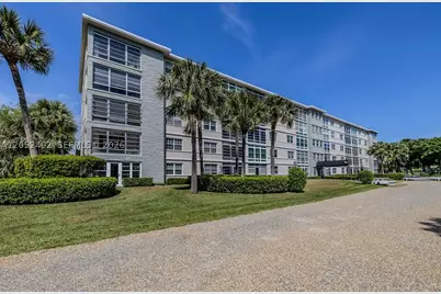 2333 Indian River #306, Vero Beach, FL 32960 - Photo 29